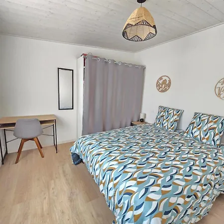 Holiday home Charmante Maison Proche Commerces - 7 Pers. - Fr-1-777-49 Saint-Jean-de-Monts