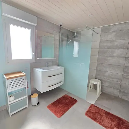 Charmante Maison Proche Commerces - 7 Pers. - Fr-1-777-49 Holiday home Saint-Jean-de-Monts